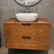 Móvel suspenso Etimoe Salgar