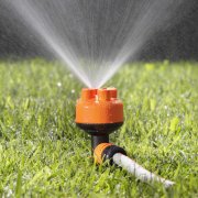 Aspersor c/ 4 jatos diferentes max.64m2