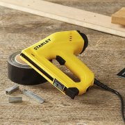 Agrafador/Pregador Elétrico TRE550