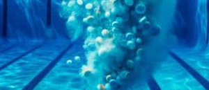 Tratamento químico de piscinas