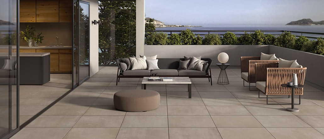 Colagem cerâmicos em terraços e varandas